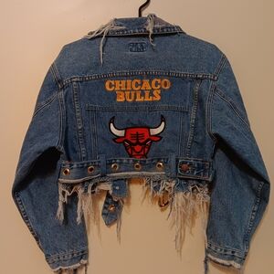 Chicago Bulls Distressed Denim Jacket